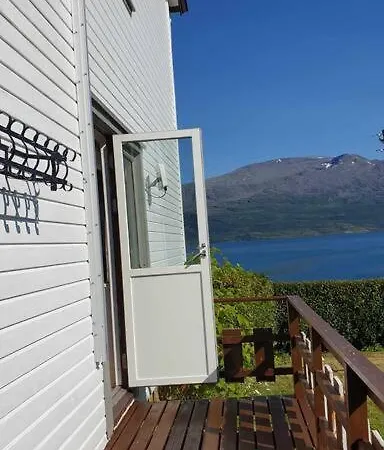 Traditional Located Close To Fjord Holiday home